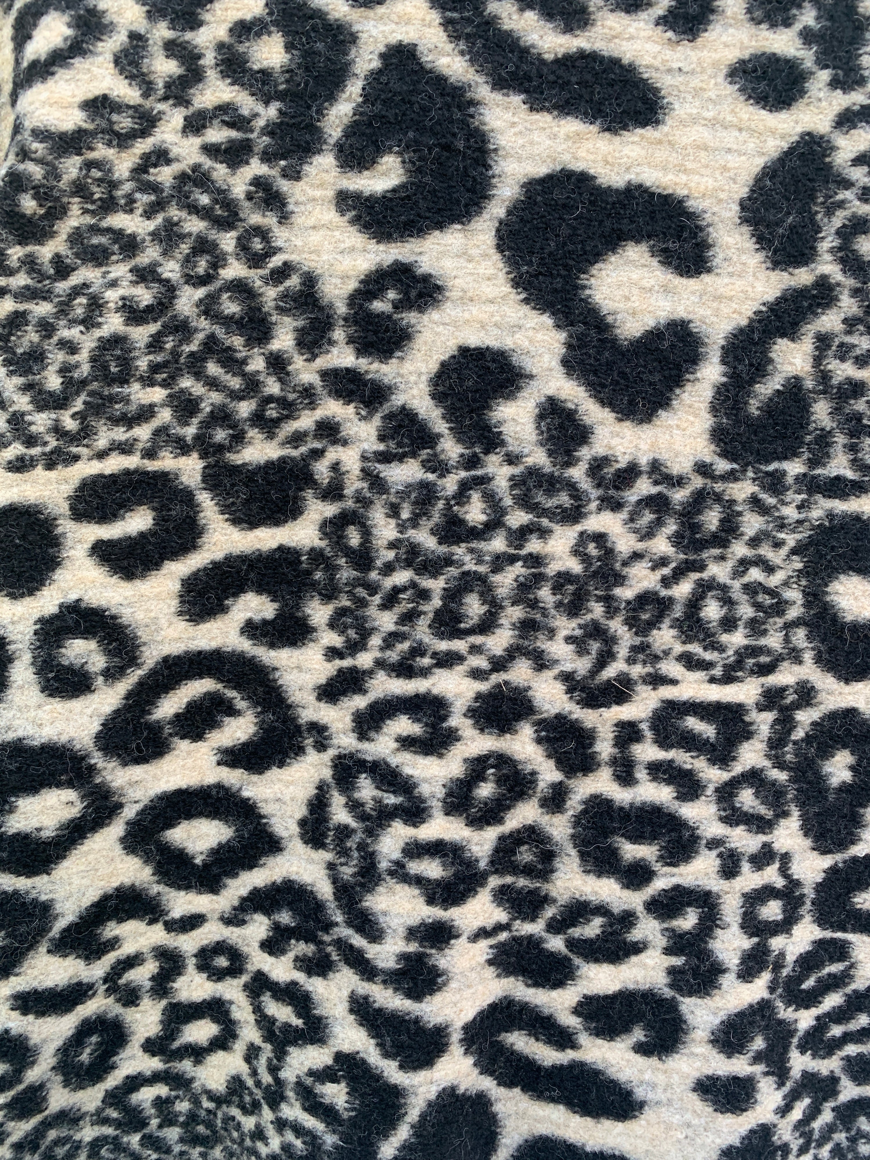 Avril Sweater- Black Cream Leopard